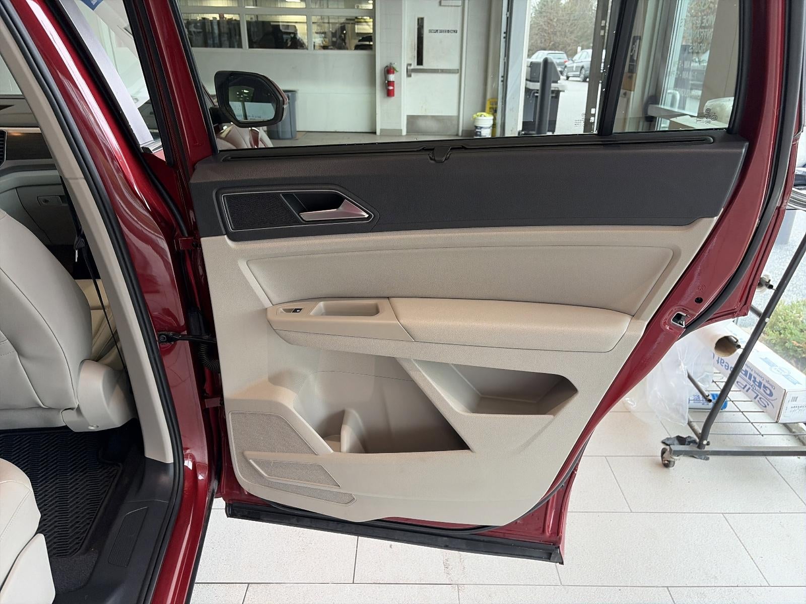 2018 Volkswagen Atlas 3.6L V6 SE w/Technology 4MOTION