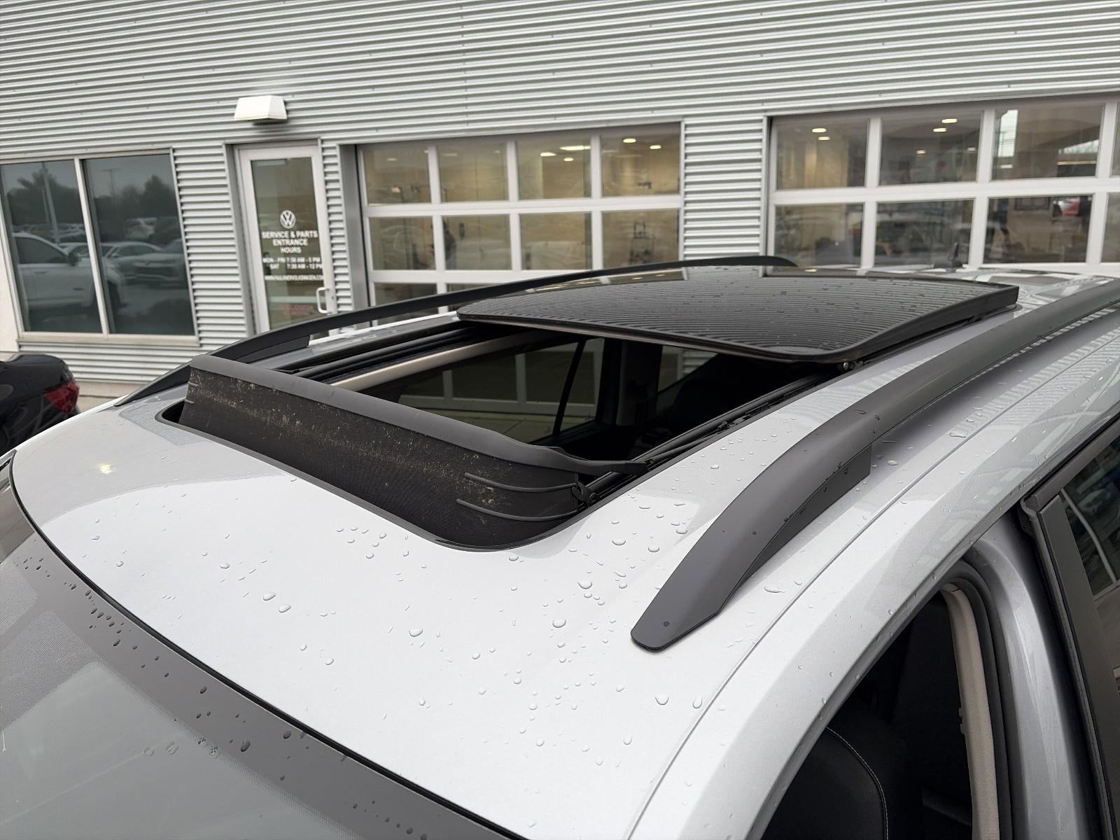 2021 Volkswagen Atlas 3.6L V6 SE w/Technology R-Line 4MOTION *Ltd Avail*