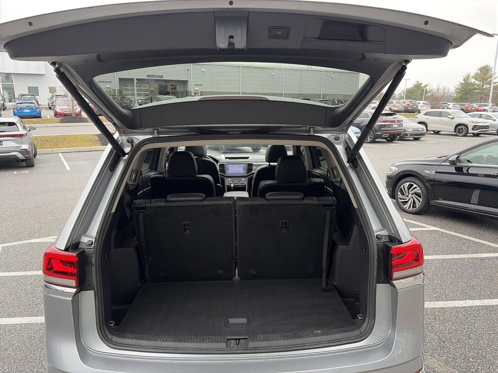 2021 Volkswagen Atlas 3.6L V6 SE w/Technology R-Line 4MOTION *Ltd Avail*