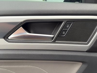 2021 Volkswagen Atlas 3.6L V6 SE w/Technology R-Line 4MOTION *Ltd Avail*