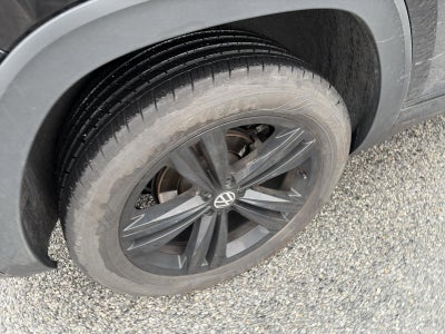 2023 Volkswagen Atlas Cross Sport 3.6L V6 SEL R-Line Black 4MOTION