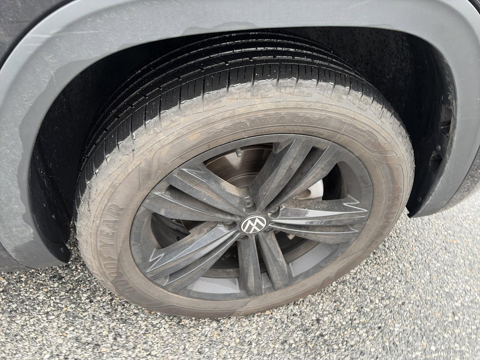 2023 Volkswagen Atlas Cross Sport 3.6L V6 SEL R-Line Black 4MOTION