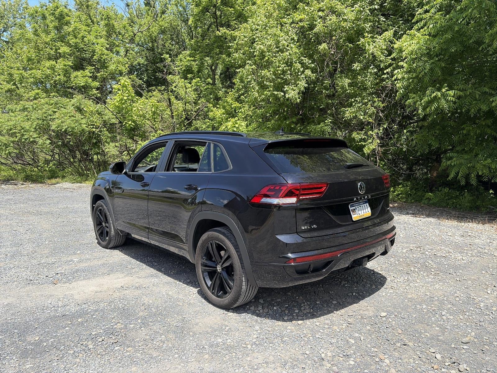 2023 Volkswagen Atlas Cross Sport 3.6L V6 SEL R-Line Black 4MOTION