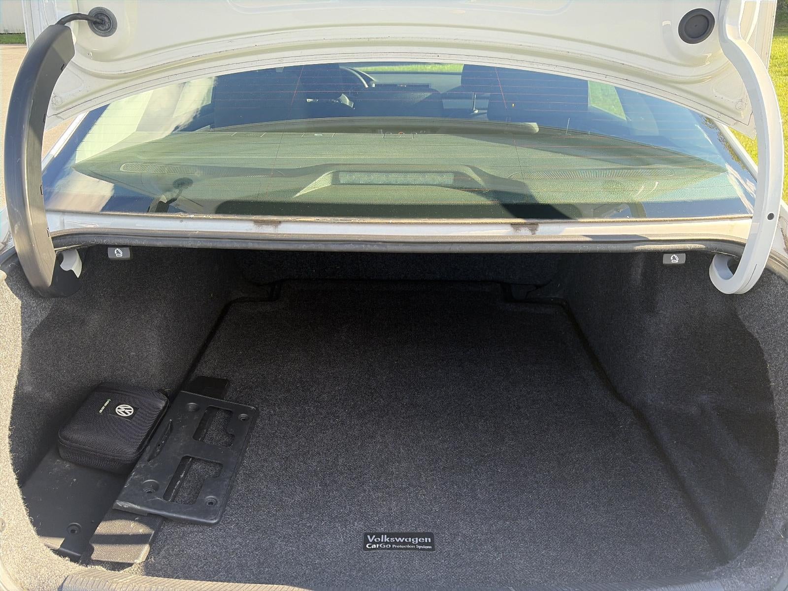2012 Volkswagen Passat 4dr Sdn 2.5L Auto S PZEV