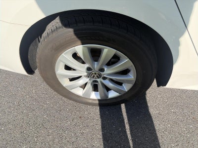 2012 Volkswagen Passat 4dr Sdn 2.5L Auto S PZEV