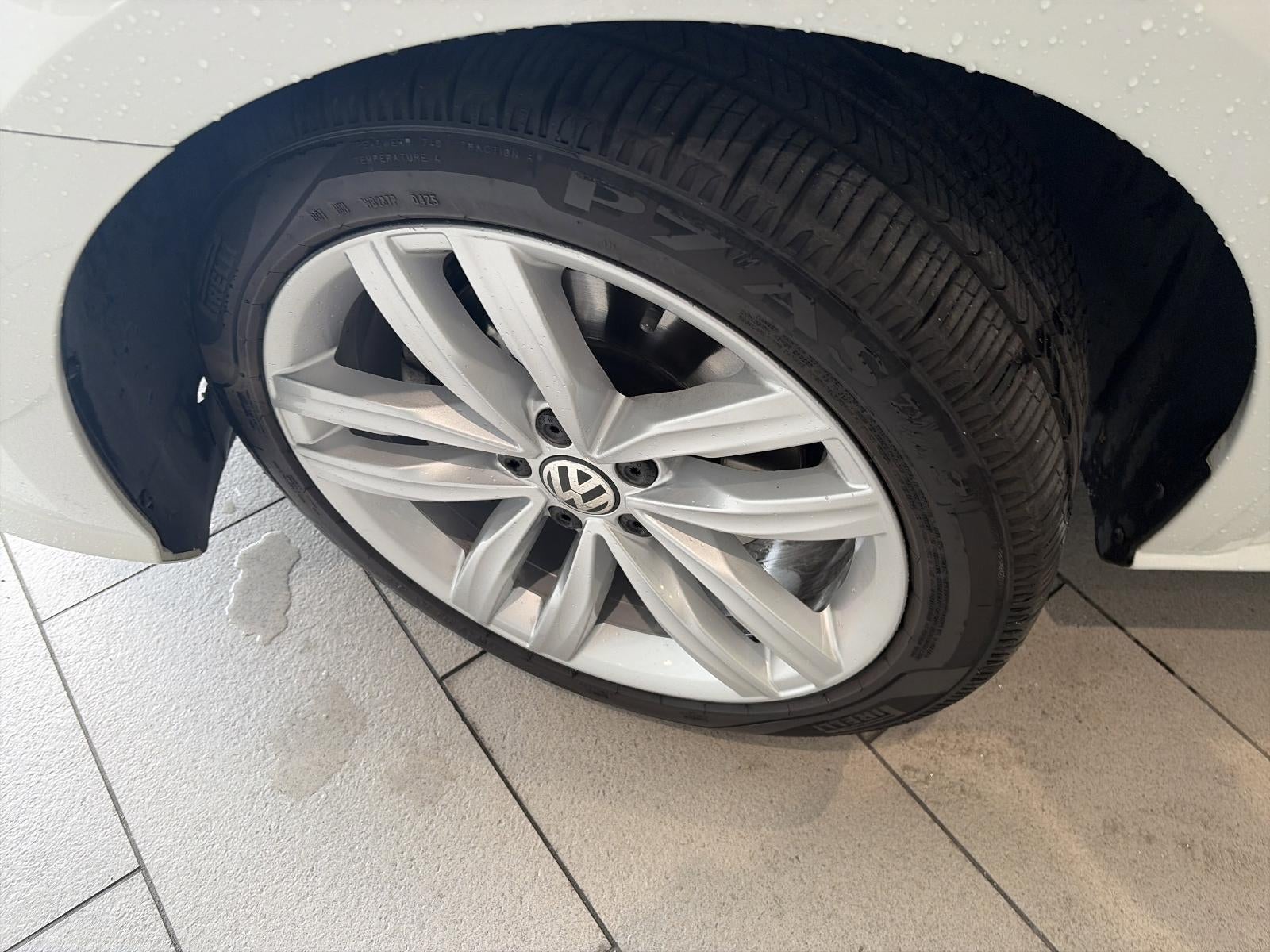 2018 Volkswagen Passat 2.0T SE w/Technology Auto