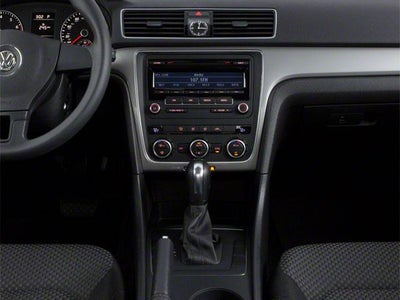 2013 Volkswagen Passat 4dr Sdn 2.5L Manual SE PZEV