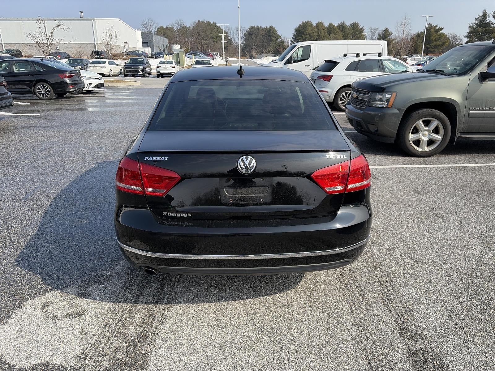 2014 Volkswagen Passat 4dr Sdn 1.8T Auto SEL Premium PZEV