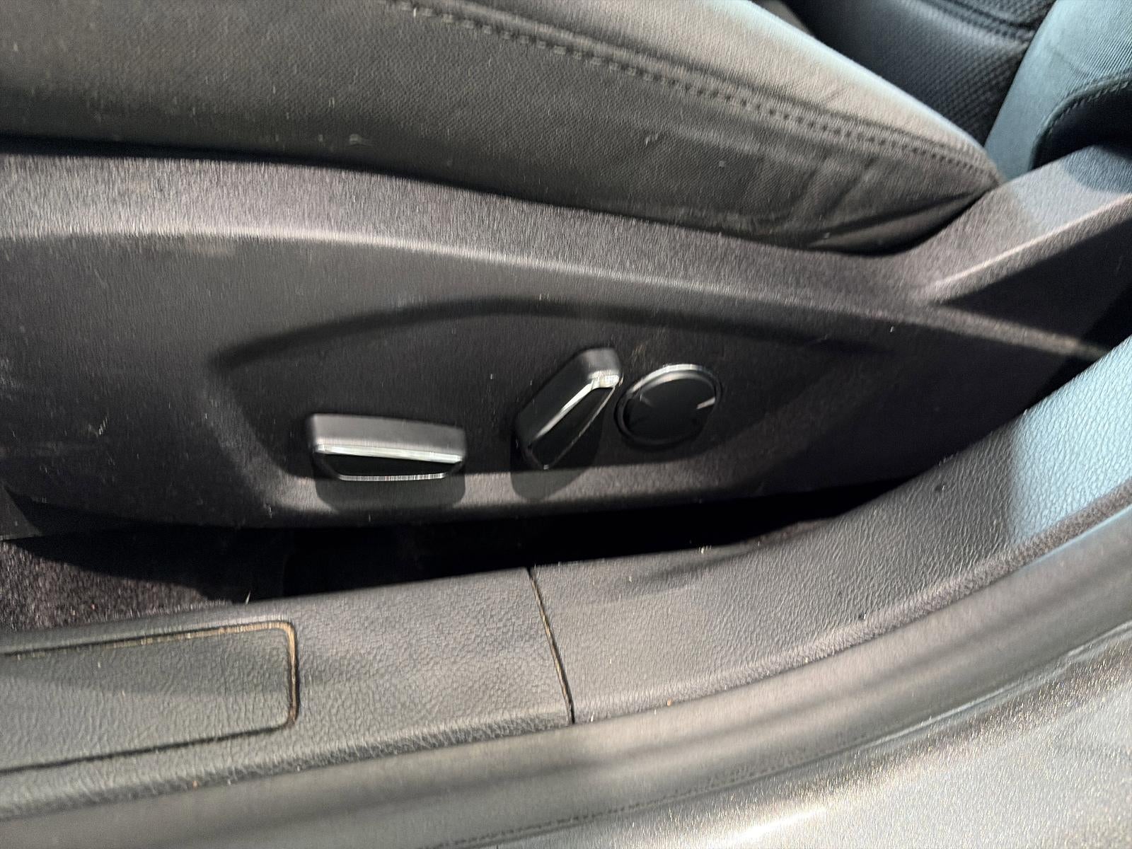 2017 Ford Fusion SE FWD