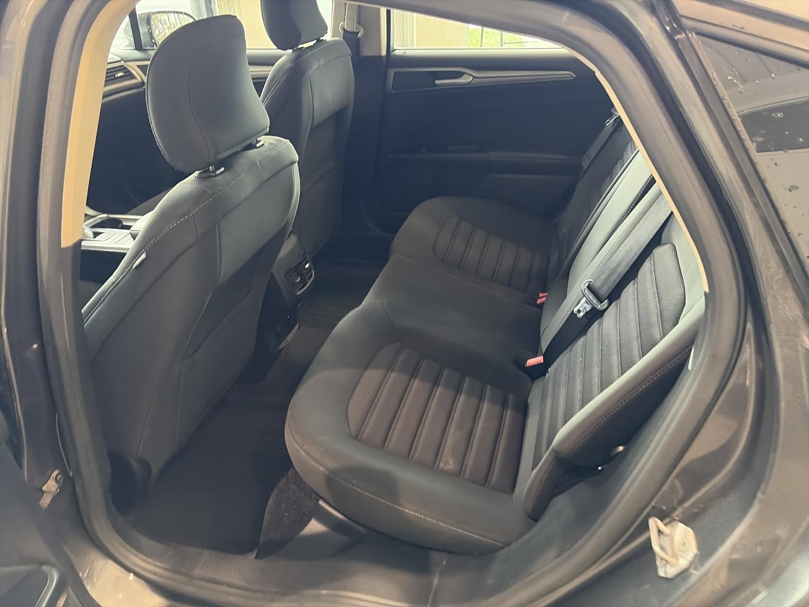 2017 Ford Fusion SE FWD