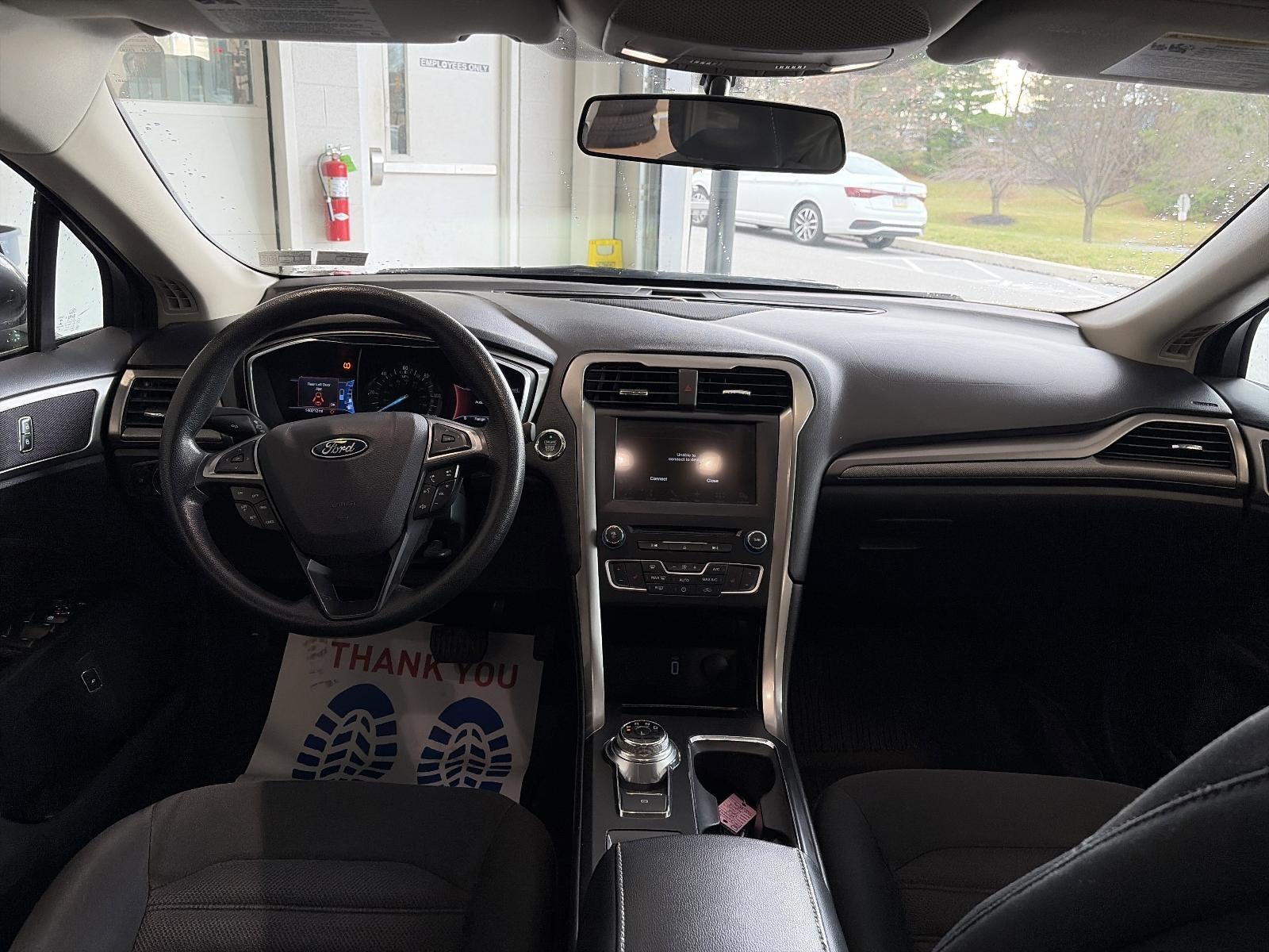 2017 Ford Fusion SE FWD