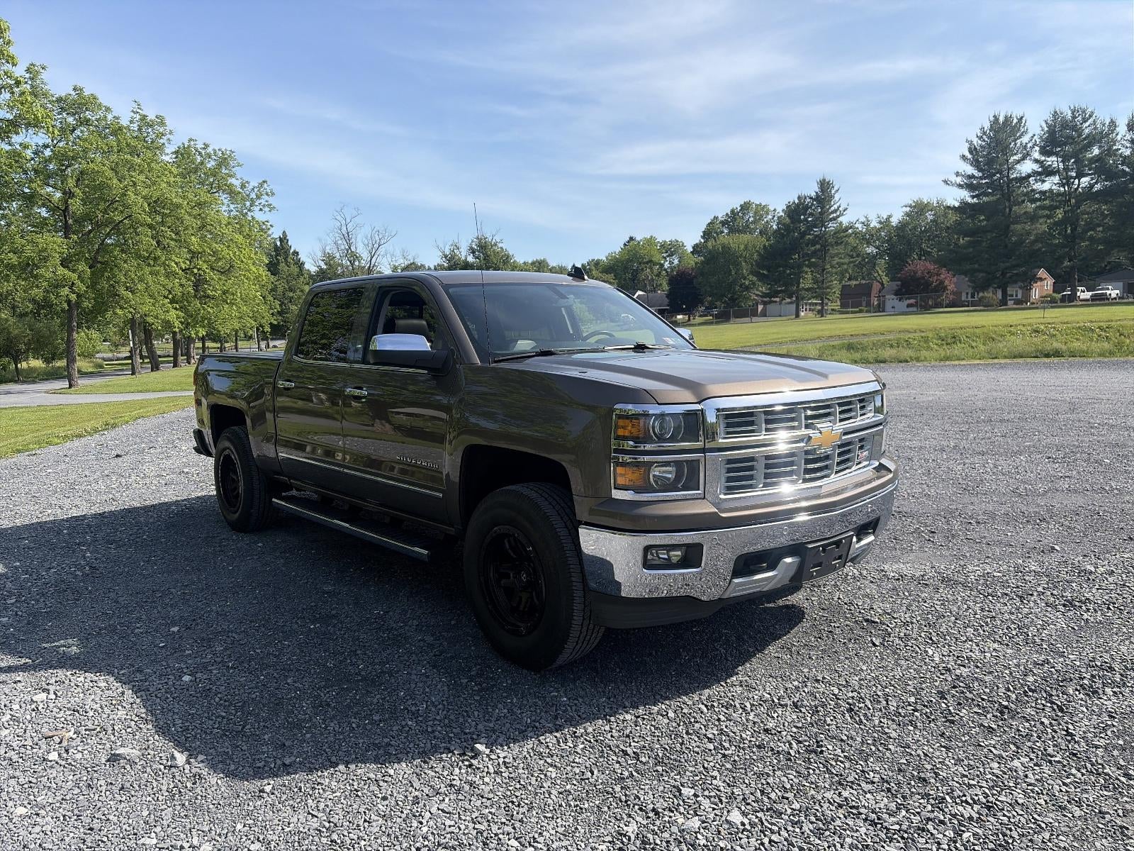 2015 Chevrolet Silverado 1500 Crew Cab Short Box 4-Wheel Drive LTZ Z71
