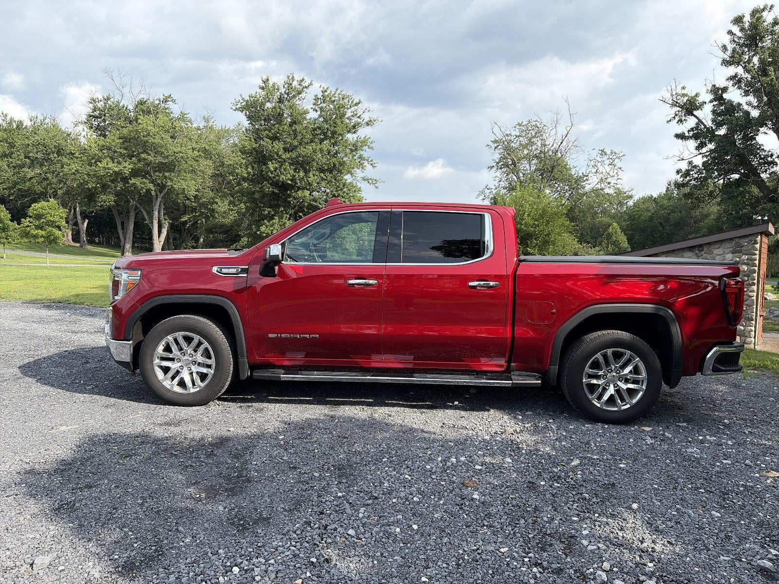 2021 GMC Sierra 1500 Crew Cab Short Box 2-Wheel Drive SLT