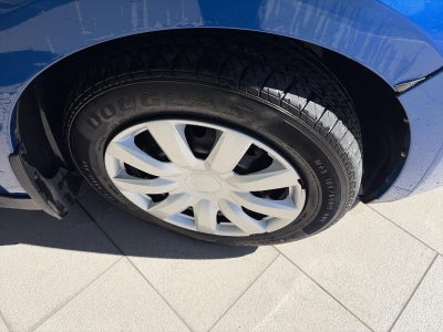 2008 Nissan Versa 5dr HB I4 Auto 1.8 S