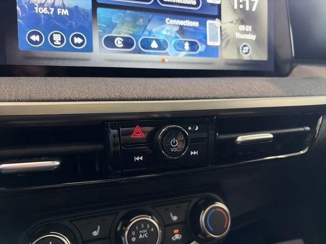 2025 Nissan Kicks SV AWD