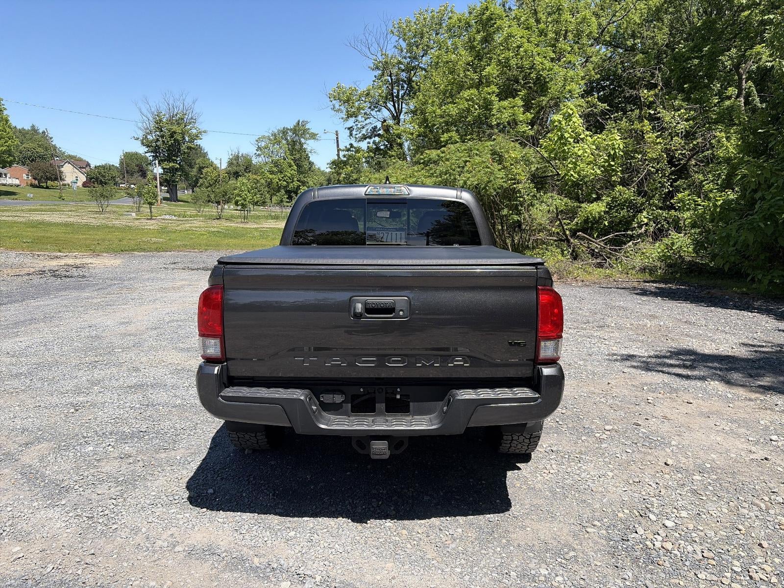 2017 Toyota Tacoma TRD Sport Double Cab 5' Bed V6 4x4 AT (Natl)