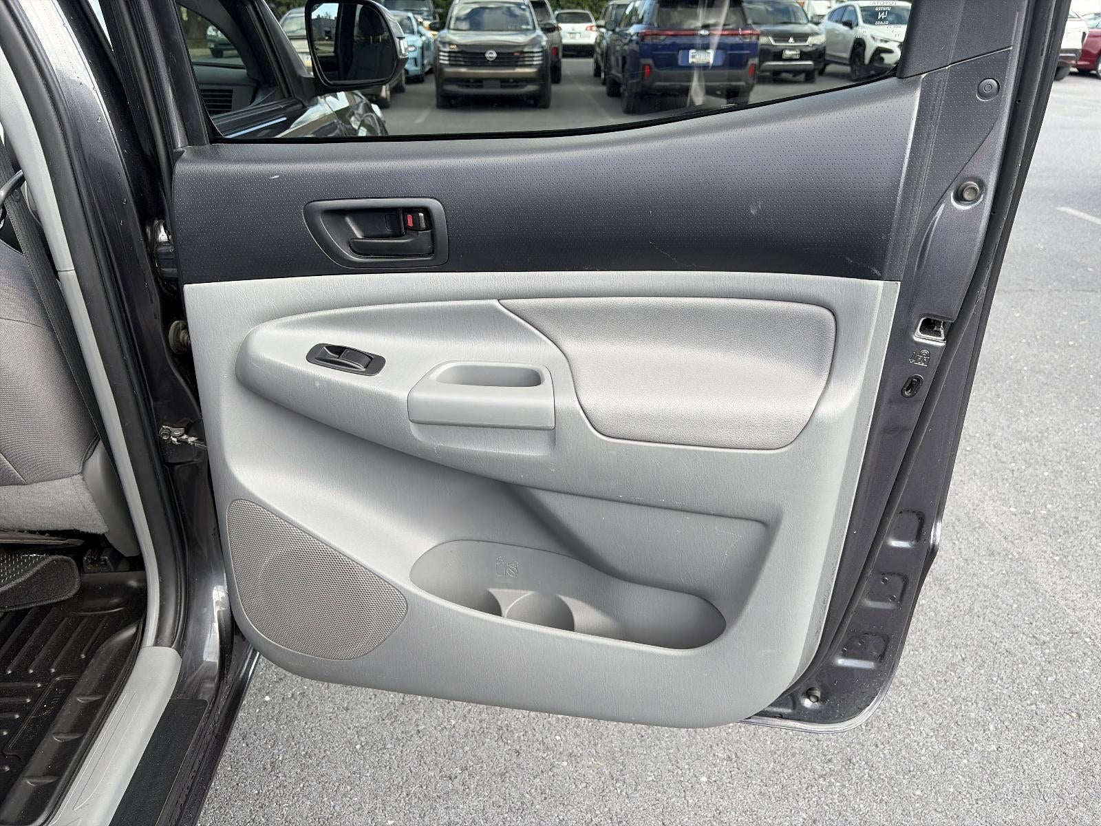 2014 Toyota Tacoma 4WD Double Cab Long Bed V6 Automatic (GS)