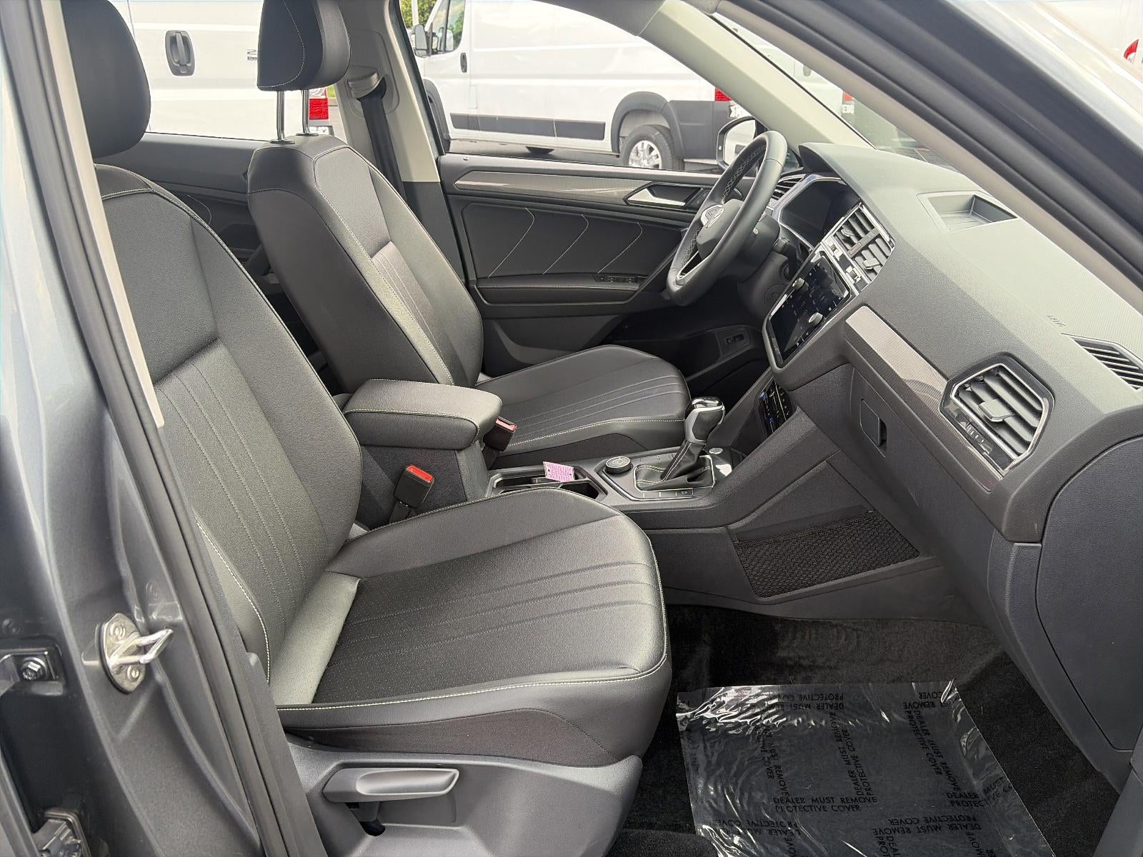 2024 Volkswagen Tiguan 2.0T SE 4MOTION