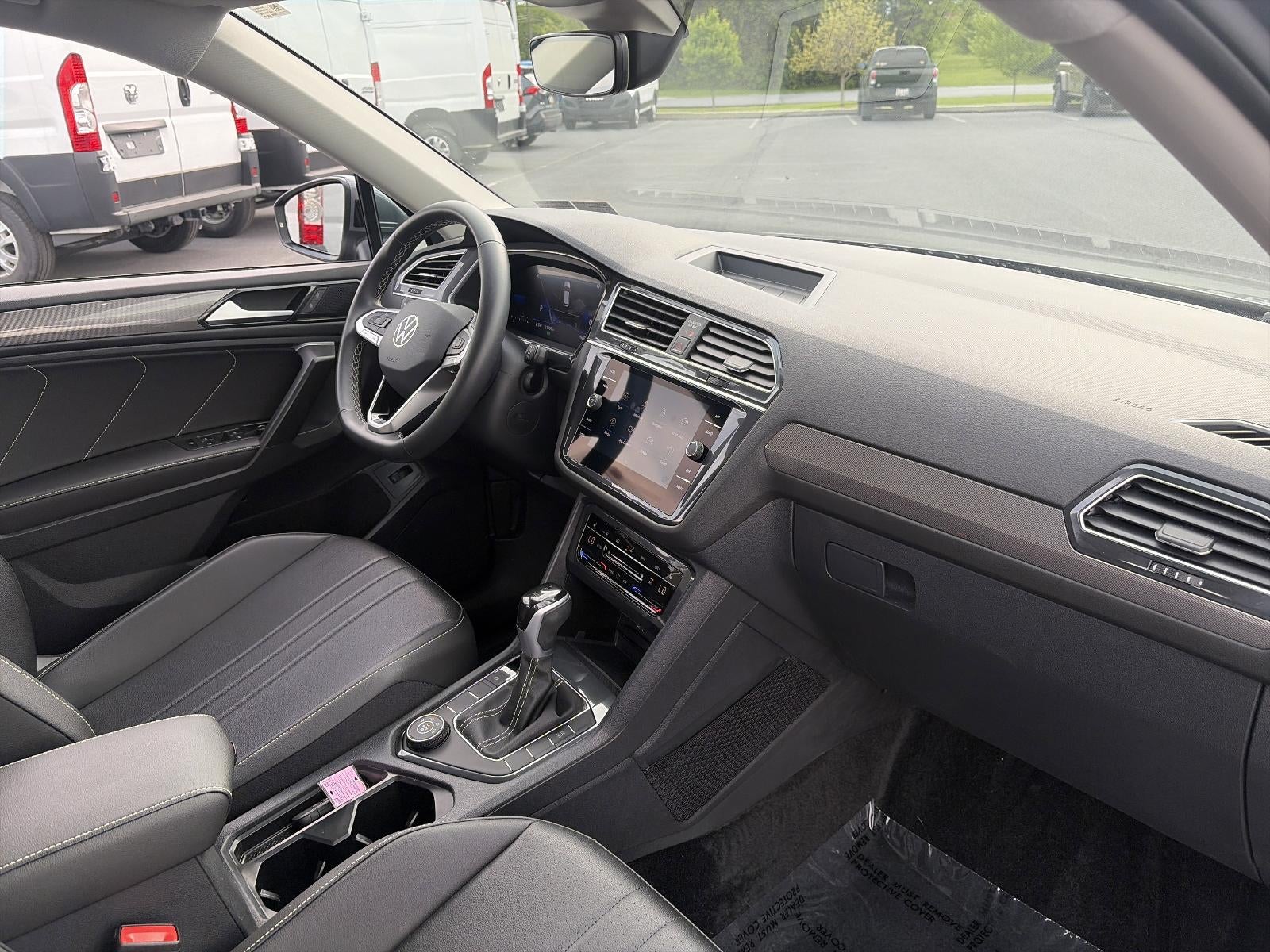 2024 Volkswagen Tiguan 2.0T SE 4MOTION