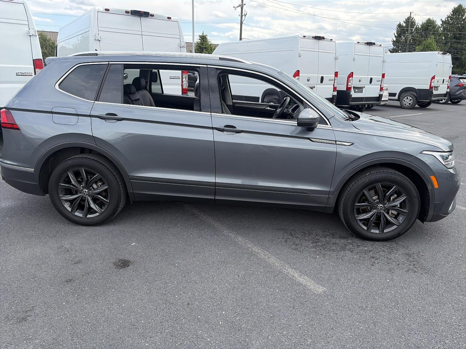 2024 Volkswagen Tiguan 2.0T SE 4MOTION