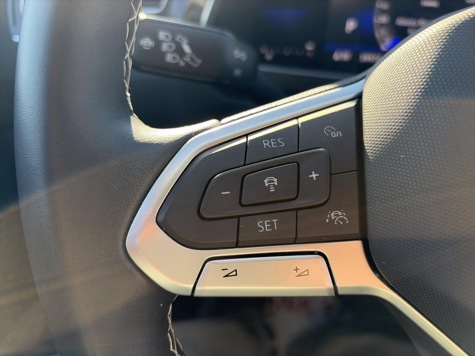 2022 Volkswagen Tiguan 2.0T SE 4MOTION