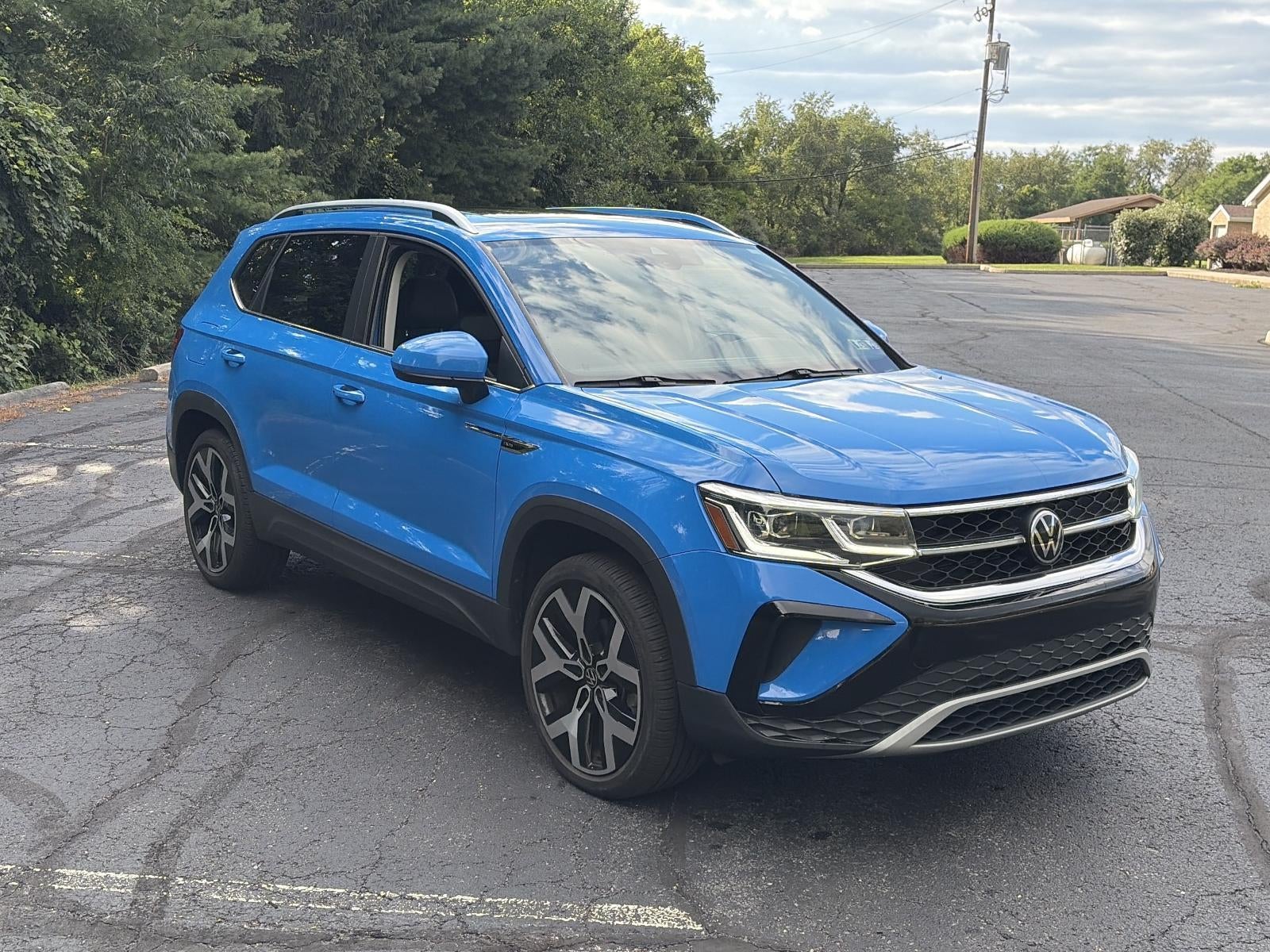 2023 Volkswagen Taos SEL 4MOTION *Ltd Avail*