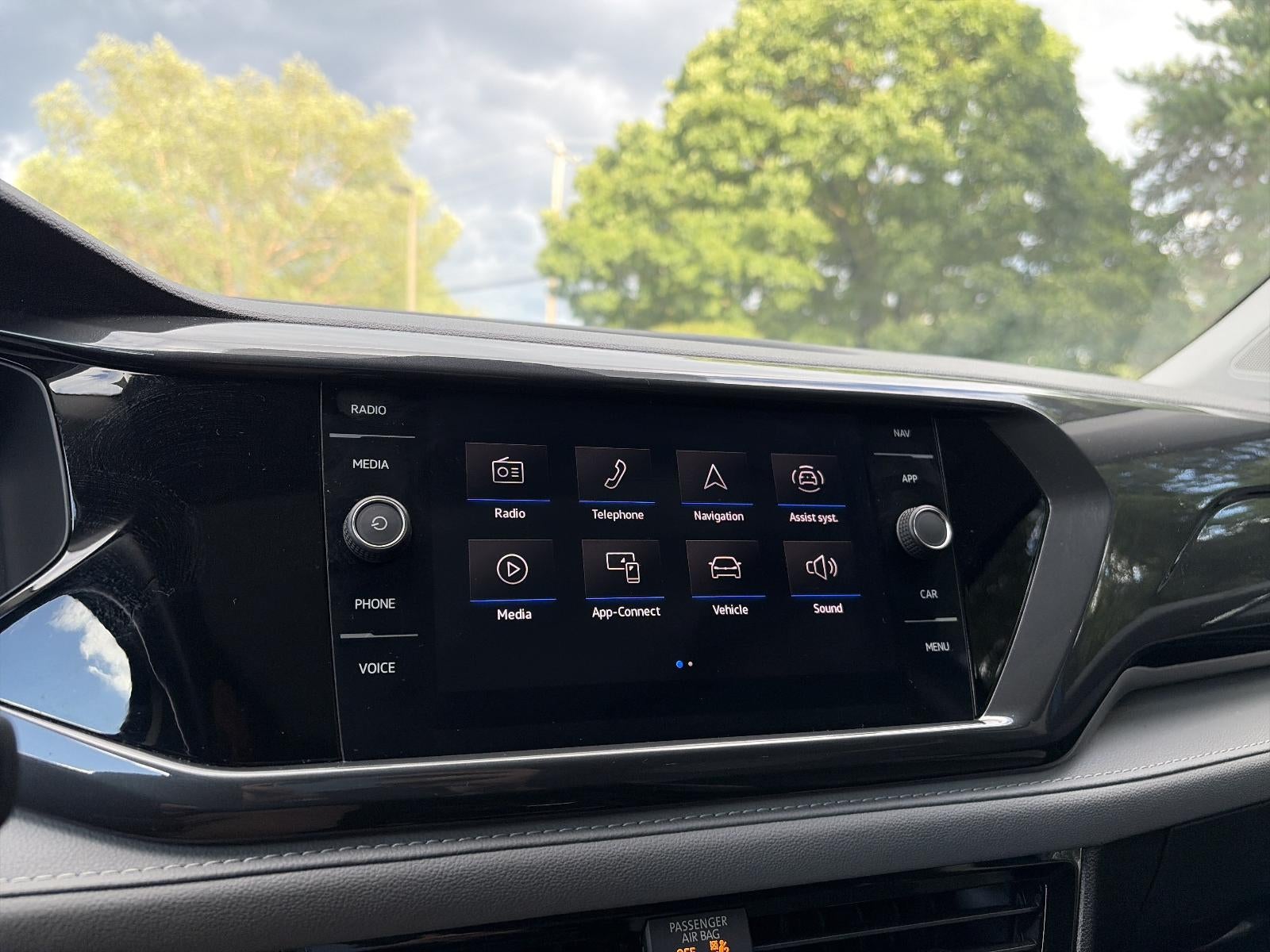 2023 Volkswagen Taos SEL 4MOTION *Ltd Avail*
