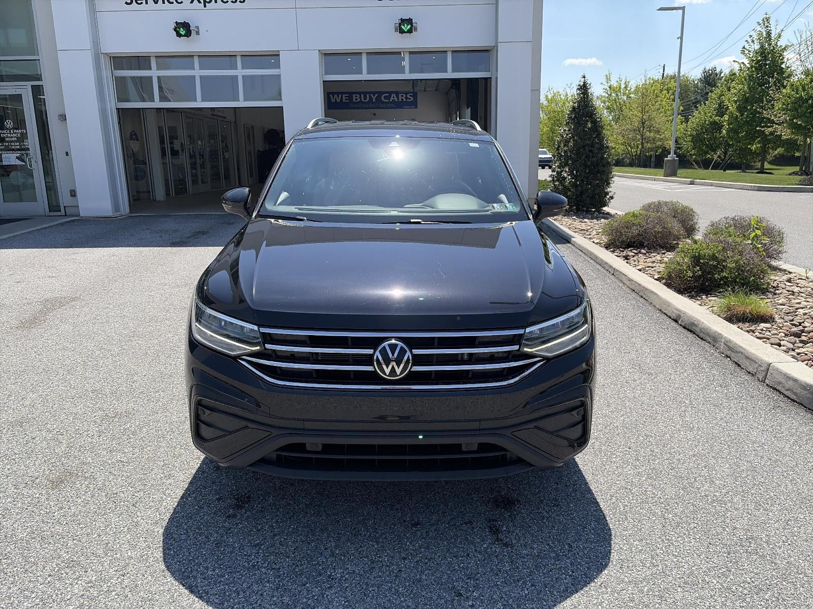 2023 Volkswagen Tiguan 2.0T SE FWD