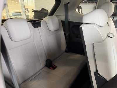 2023 Volkswagen Tiguan 2.0T SE FWD