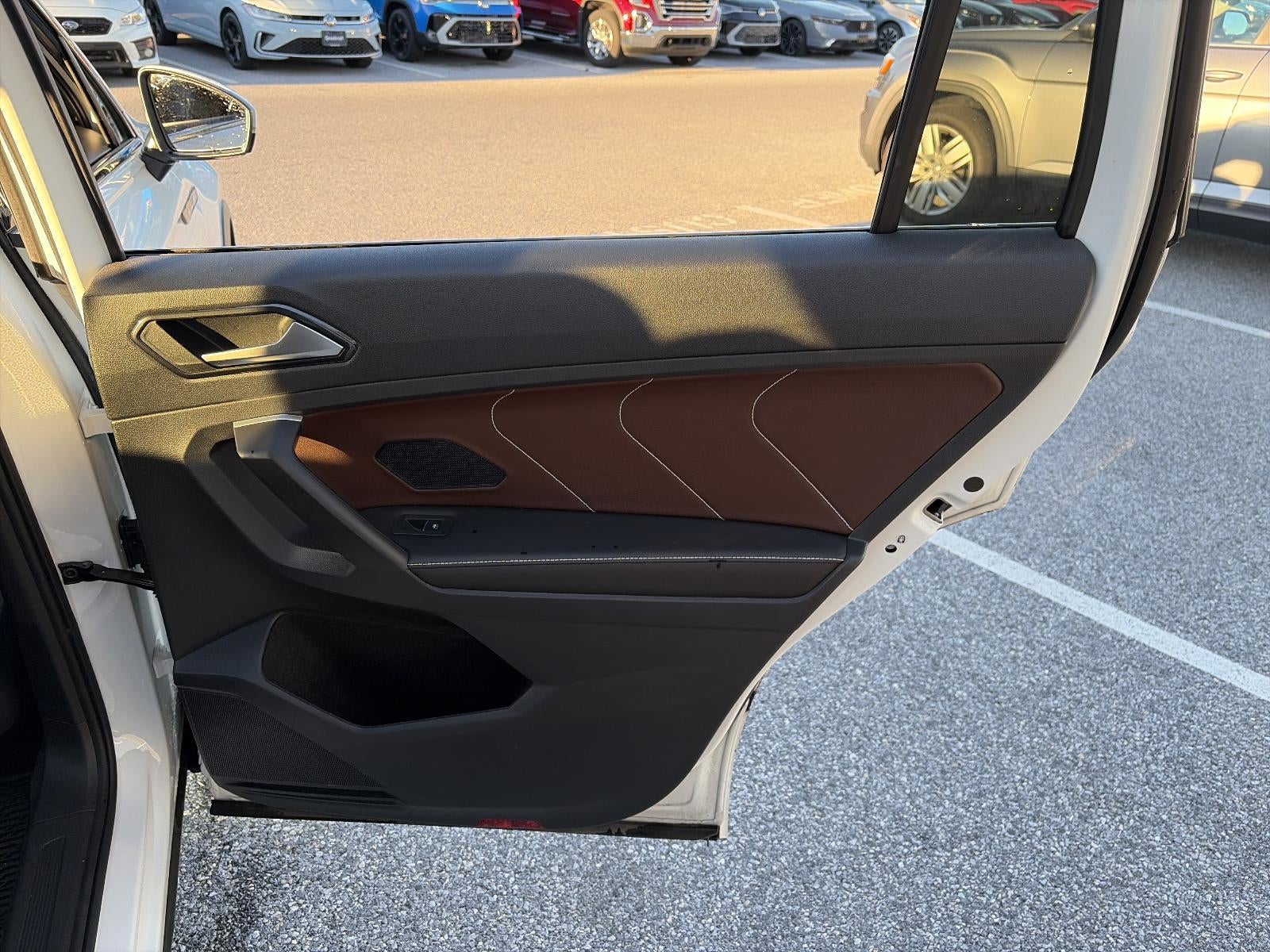 2024 Volkswagen Tiguan 2.0T SEL R-Line 4MOTION