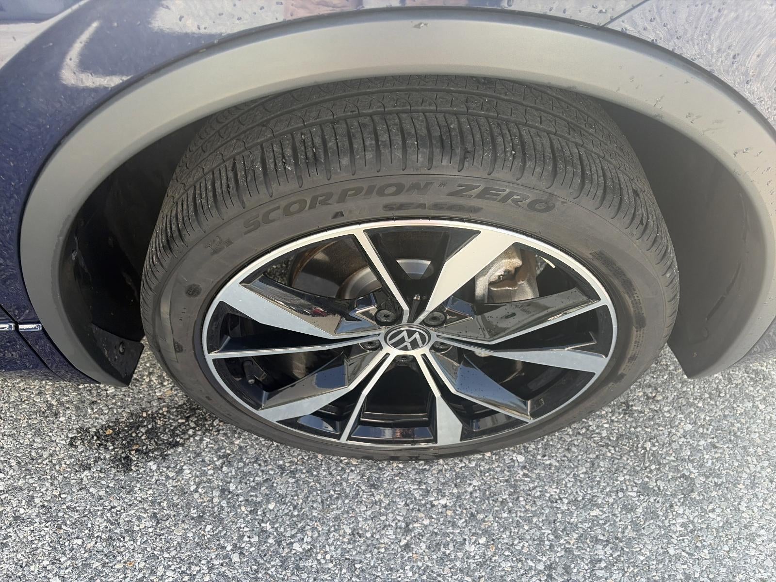 2024 Volkswagen Tiguan 2.0T SEL R-Line 4MOTION