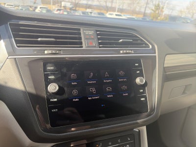 2024 Volkswagen Tiguan 2.0T SEL R-Line 4MOTION