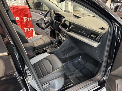 2024 Volkswagen Taos SEL 4MOTION