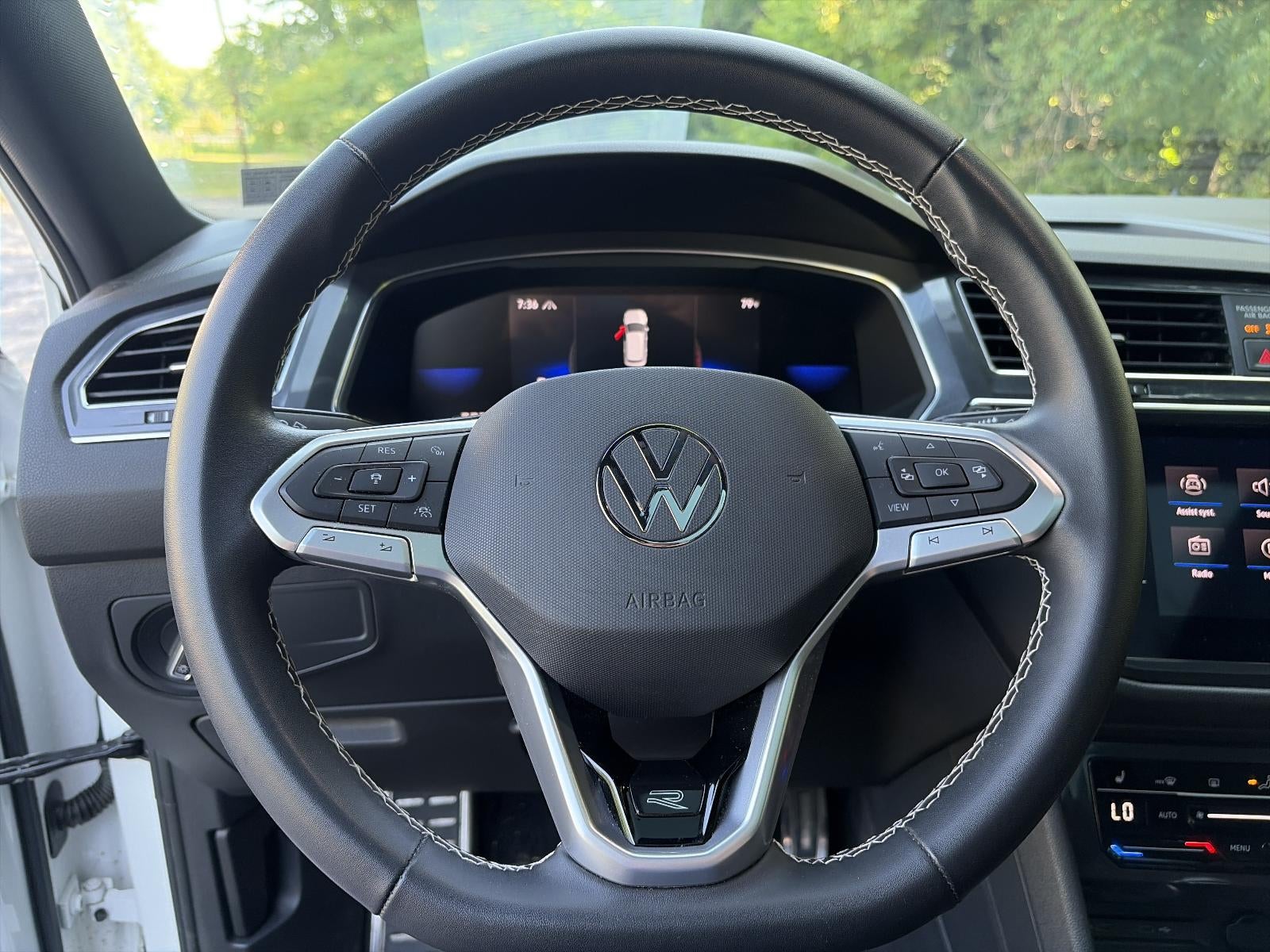 2023 Volkswagen Tiguan 2.0T SE R-Line Black 4MOTION