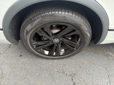 2024 Volkswagen Tiguan 2.0T SE R-Line Black 4MOTION
