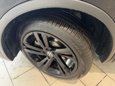 2024 Volkswagen Tiguan 2.0T SE R-Line Black 4MOTION