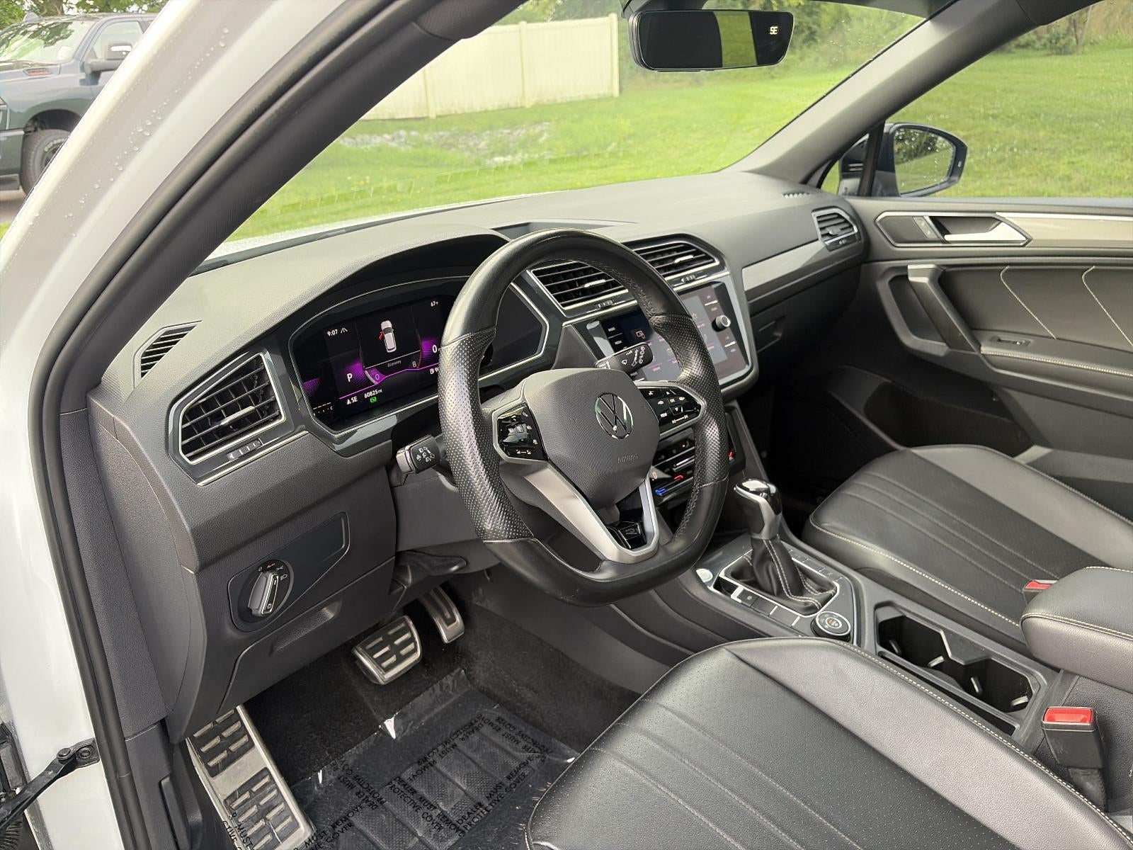 2022 Volkswagen Tiguan 2.0T SE R-Line Black 4MOTION