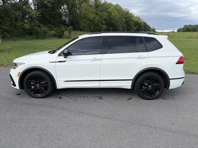2022 Volkswagen Tiguan 2.0T SE R-Line Black 4MOTION