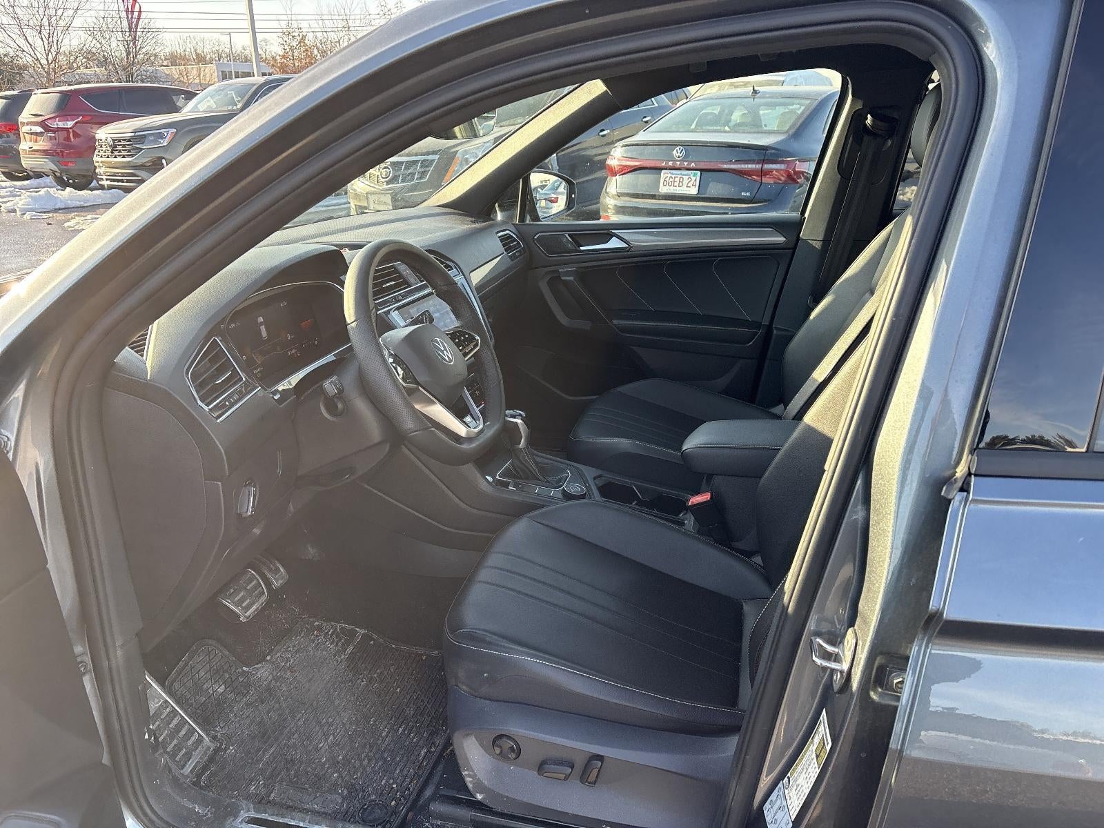 2022 Volkswagen Tiguan 2.0T SE R-Line Black 4MOTION