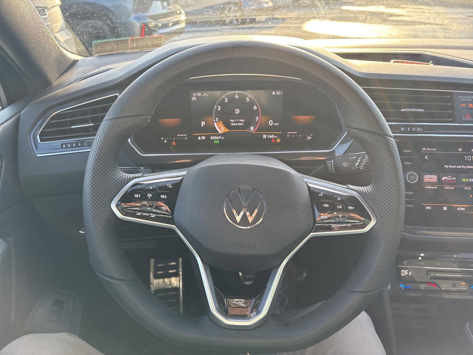 2022 Volkswagen Tiguan 2.0T SE R-Line Black 4MOTION