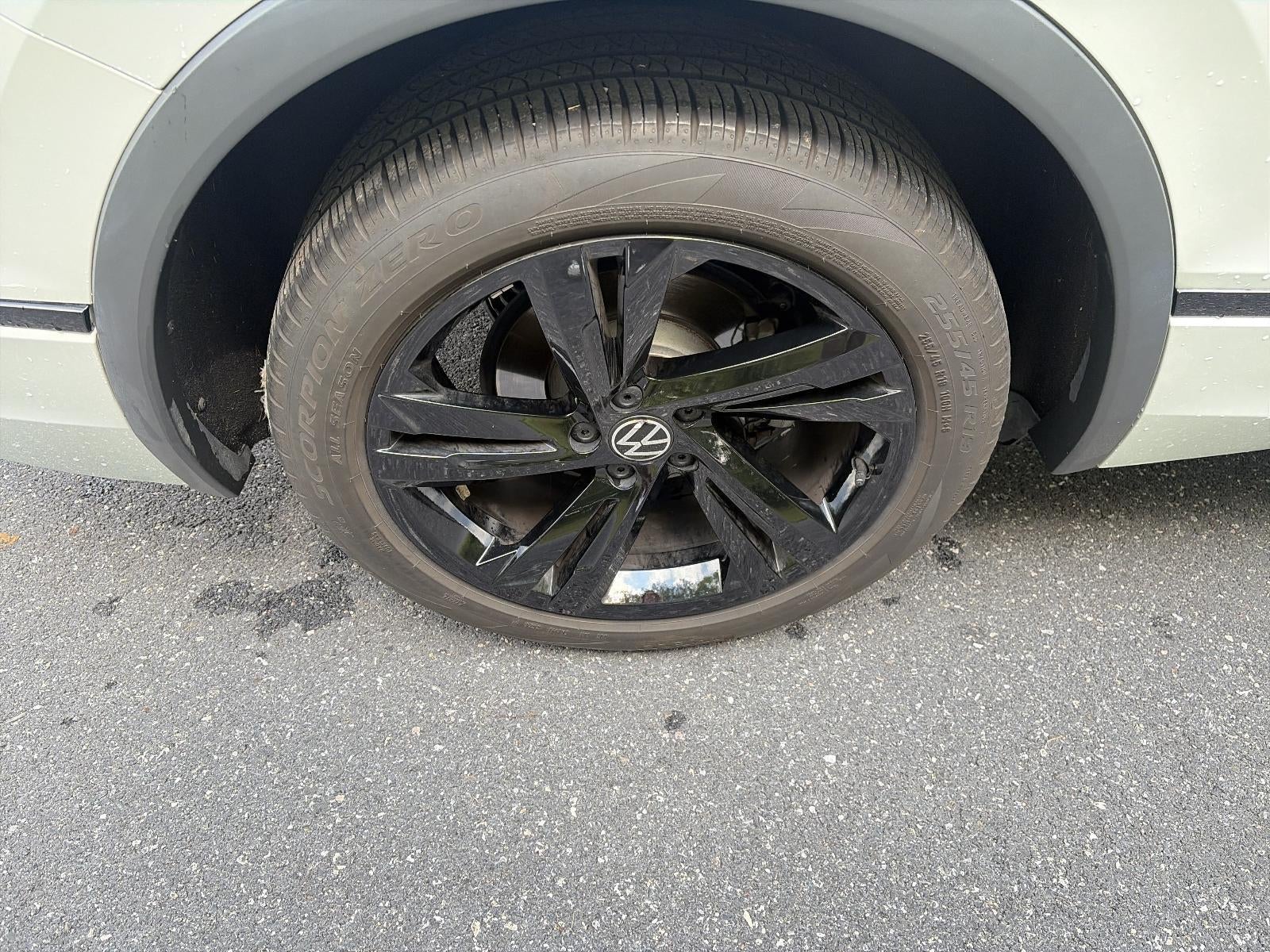 2024 Volkswagen Tiguan 2.0T SE R-Line Black 4MOTION