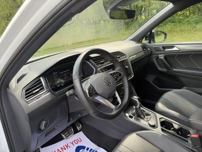 2024 Volkswagen Tiguan 2.0T SE R-Line Black 4MOTION
