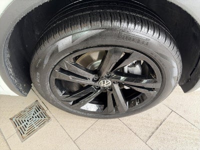 2024 Volkswagen Tiguan 2.0T SE R-Line Black 4MOTION