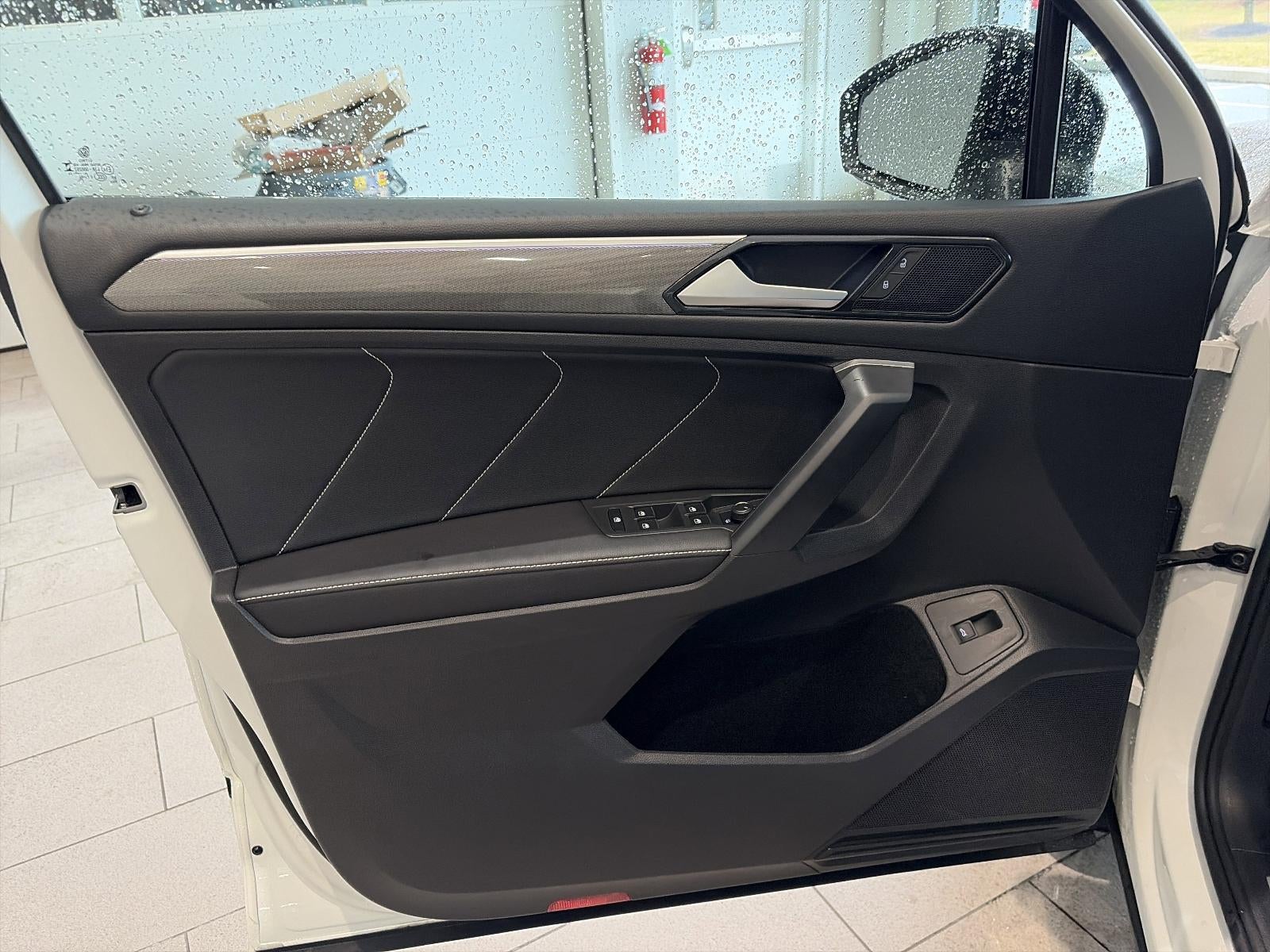 2024 Volkswagen Tiguan 2.0T SE R-Line Black 4MOTION