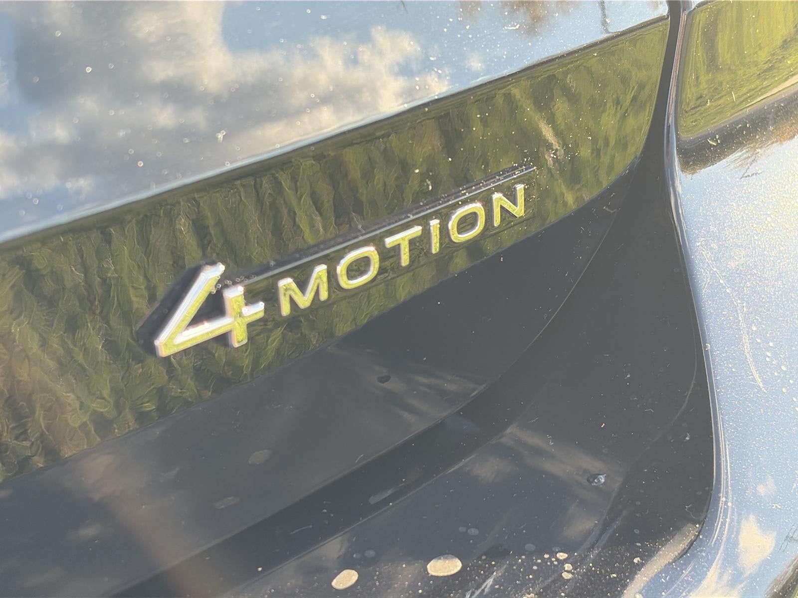 2025 Volkswagen Taos S 4MOTION