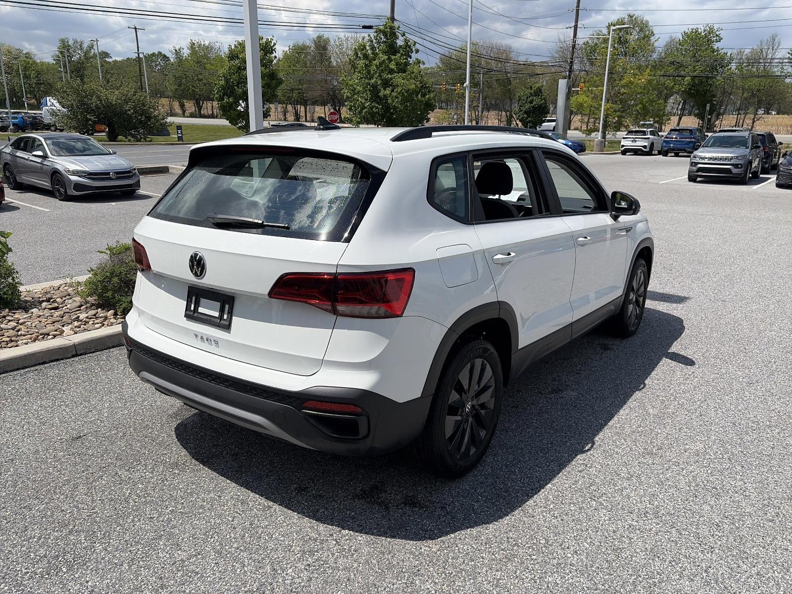 2023 Volkswagen Taos S FWD