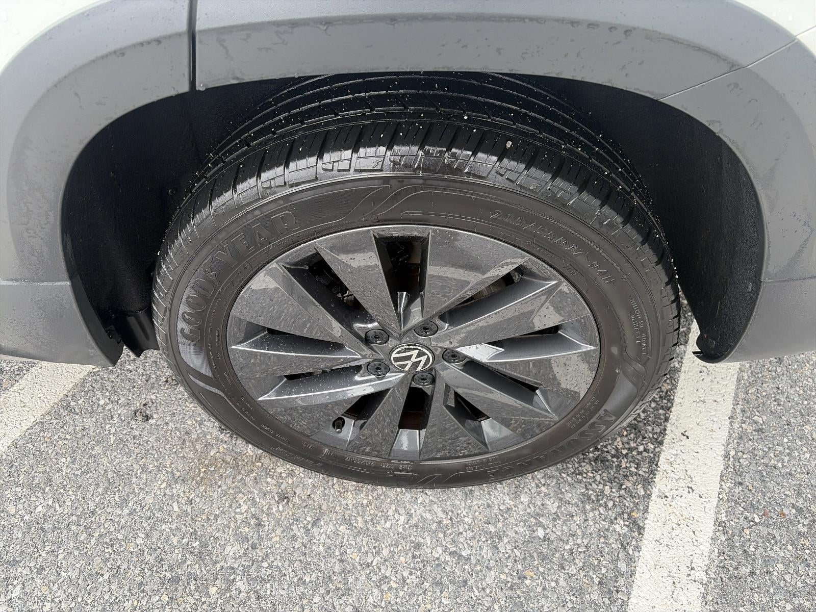 2023 Volkswagen Taos S FWD