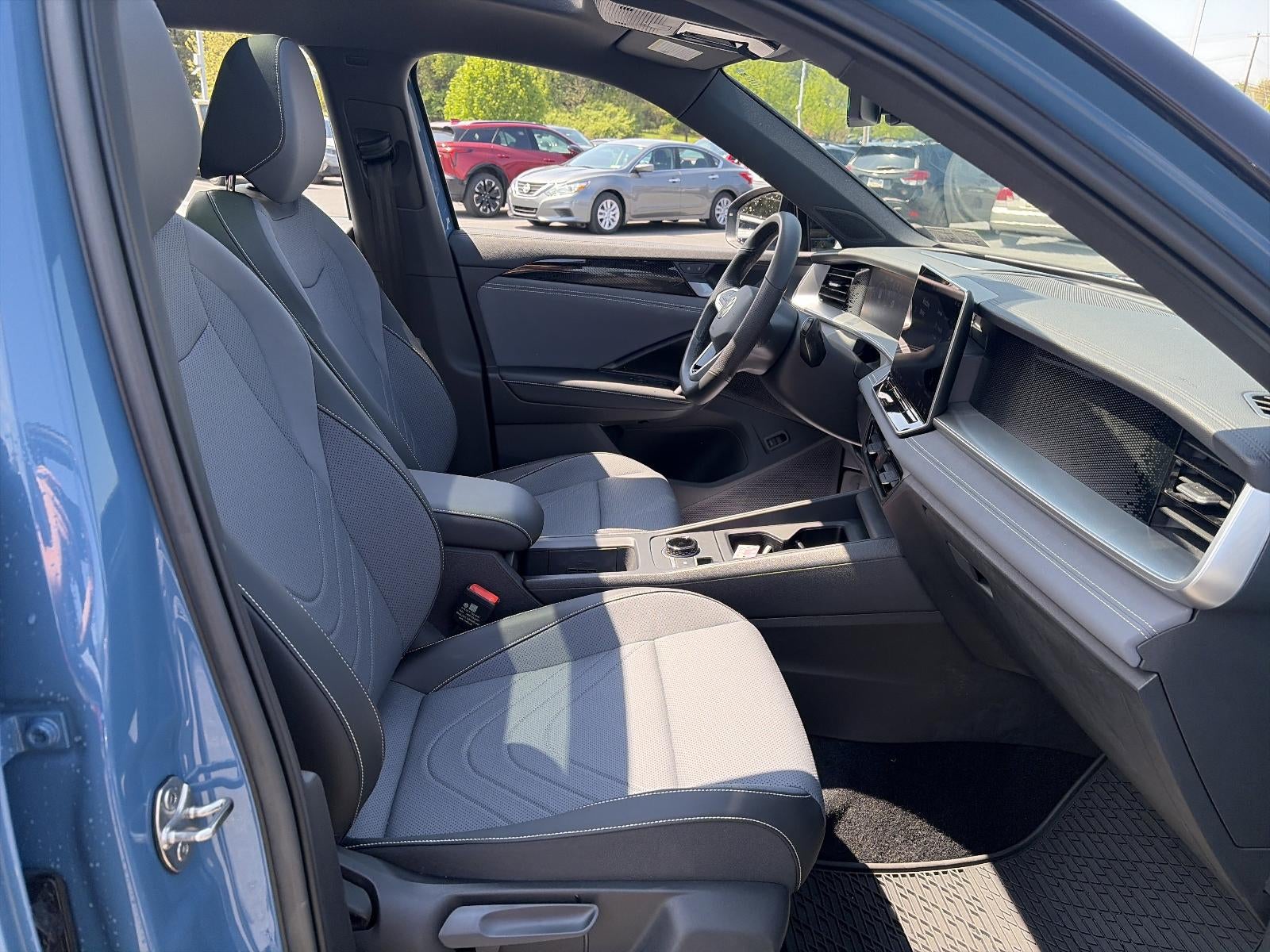 2025 Volkswagen Tiguan 2.0T SE R-Line Black 4MOTION