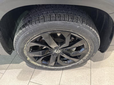2022 Volkswagen Taos SE FWD