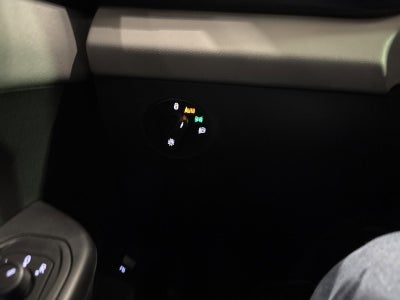 2022 Volkswagen Taos SE FWD